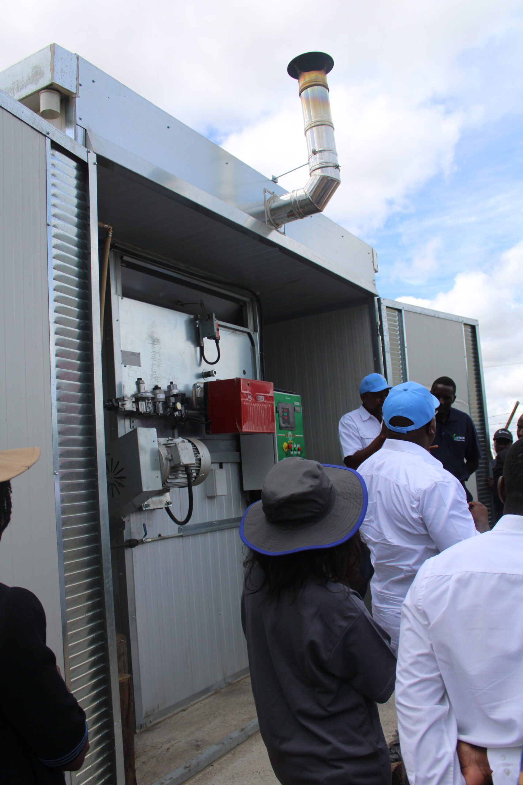 Energy efficient tobacco curing barn launched at Kutsaga - Agriculture ...